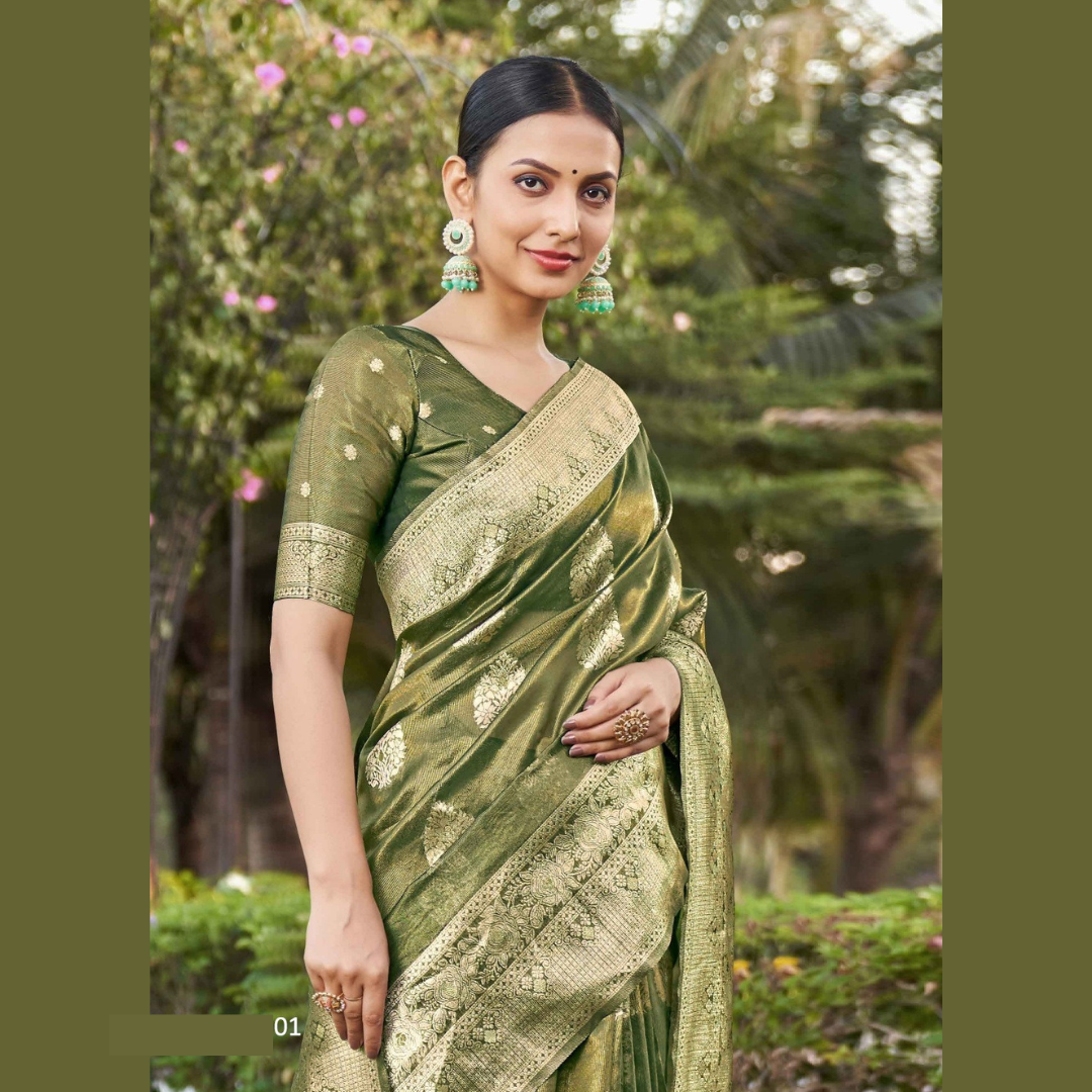 Soft Silk Saree with unstitched blouse piece - Green