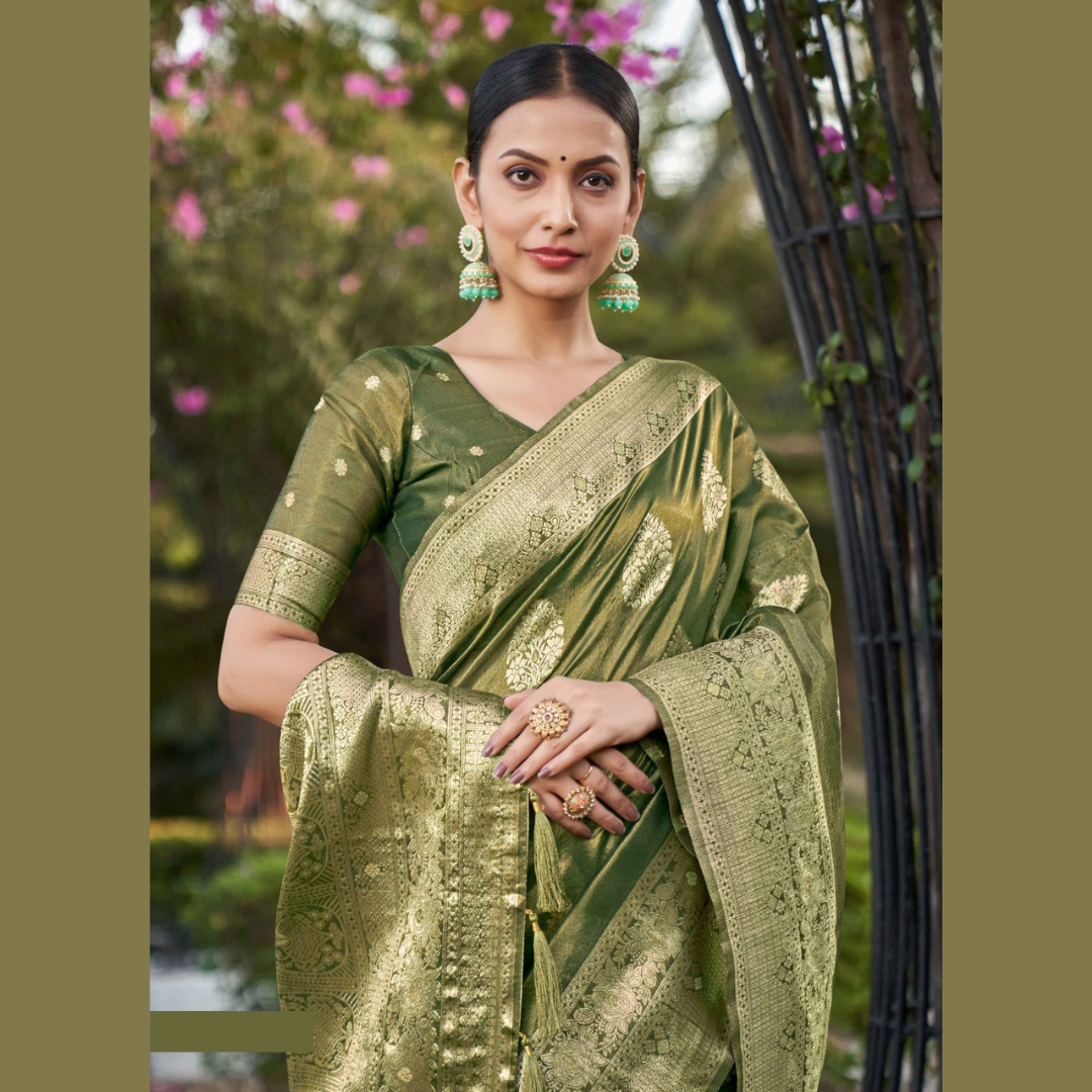 Soft Silk Saree with unstitched blouse piece - Green