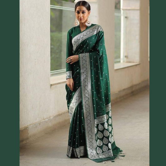 Soft Silk Saree with unstitched blouse piece - Green