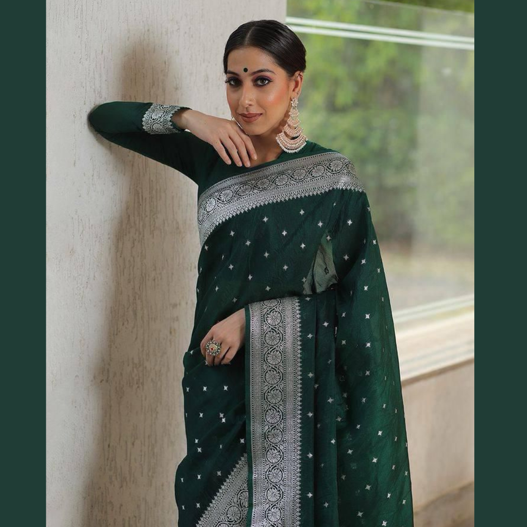 Soft Silk Saree with unstitched blouse piece - Green